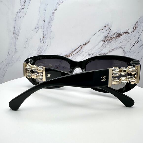 New CHANEL Sunglasses - Picture 7 of 16